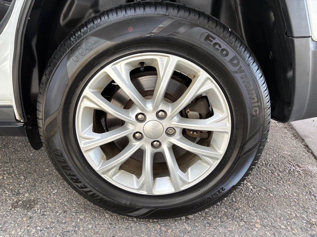 2020 Jeep Cherokee Image 12