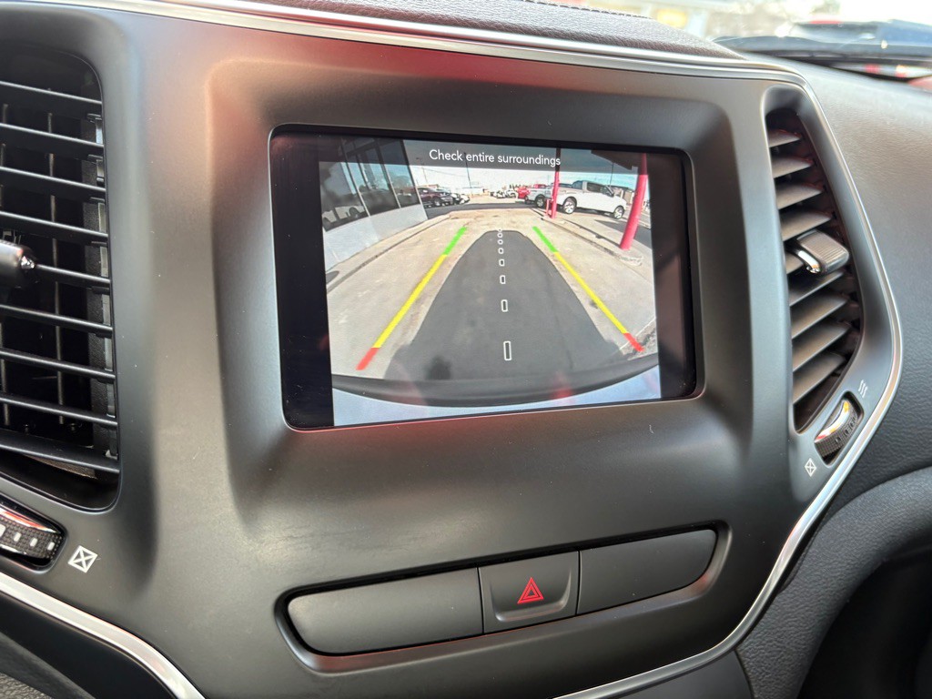 2020 Jeep Cherokee Image 17