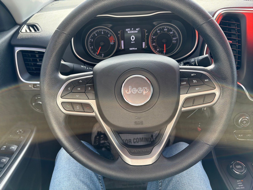 2020 Jeep Cherokee Image 21