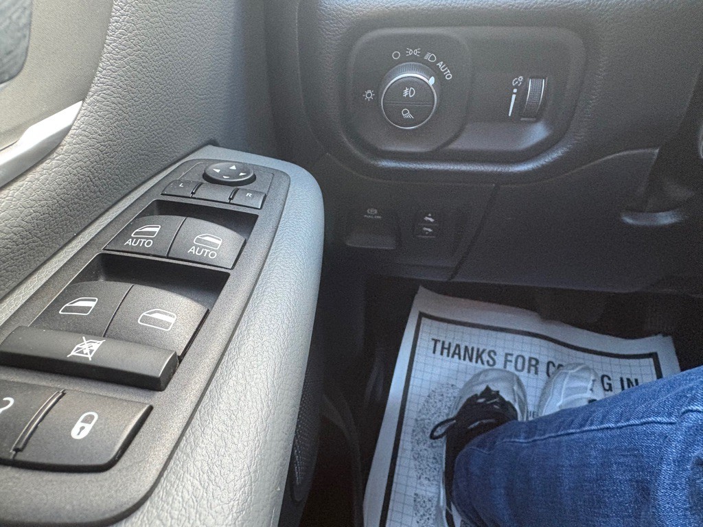 2022 RAM 1500 Image 31