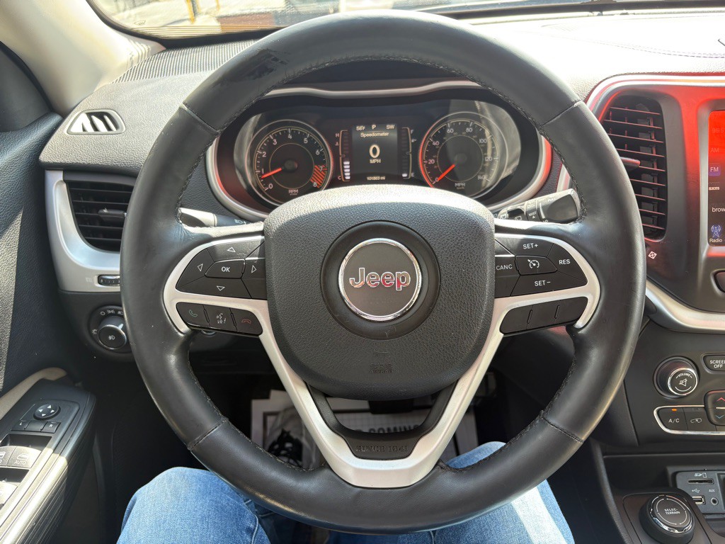 2015 Jeep Cherokee Image 19