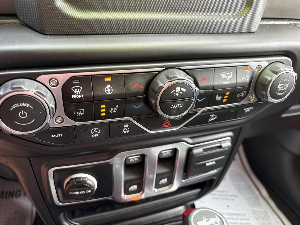 2019 Jeep Wrangler Image 14