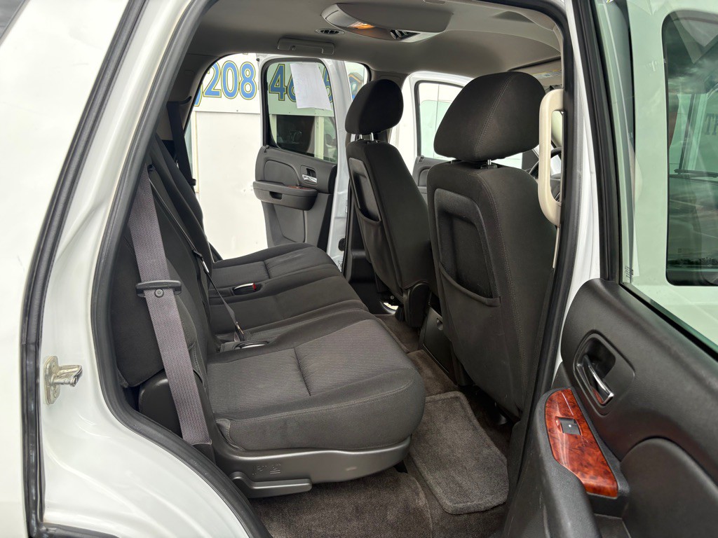 2012 Chevrolet Tahoe Image 12