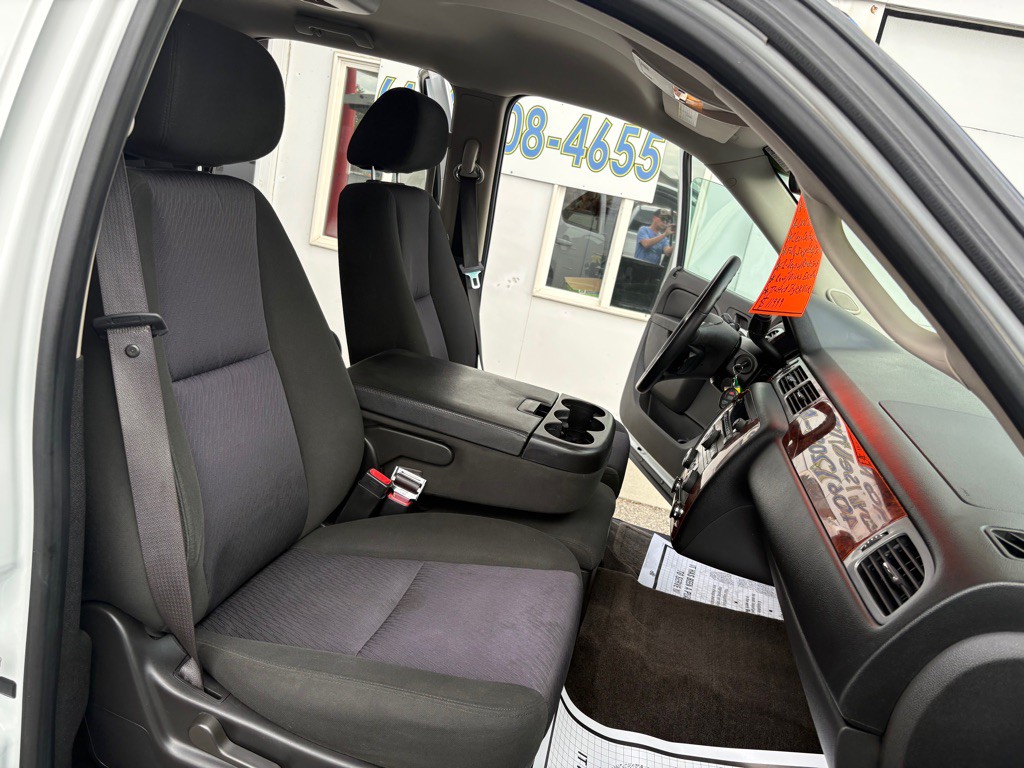 2012 Chevrolet Tahoe Image 13