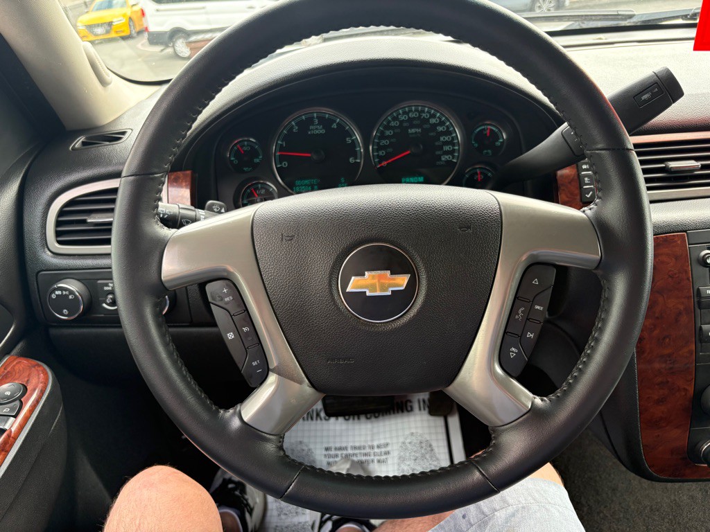 2012 Chevrolet Tahoe Image 16