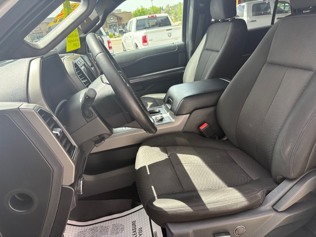 2019 Ford Expedition Image 8