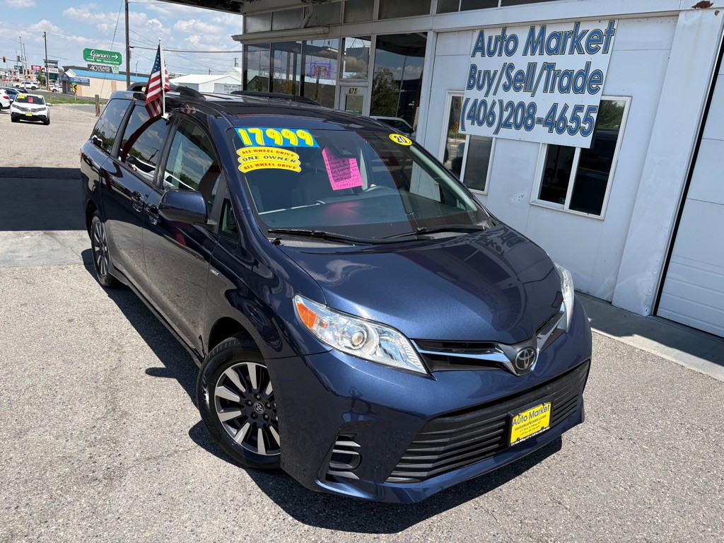 2020 Toyota Sienna Image 1