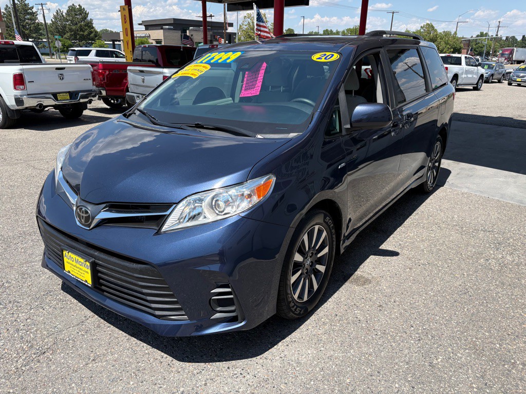 2020 Toyota Sienna Image 4