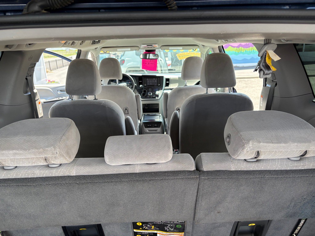 2020 Toyota Sienna Image 18