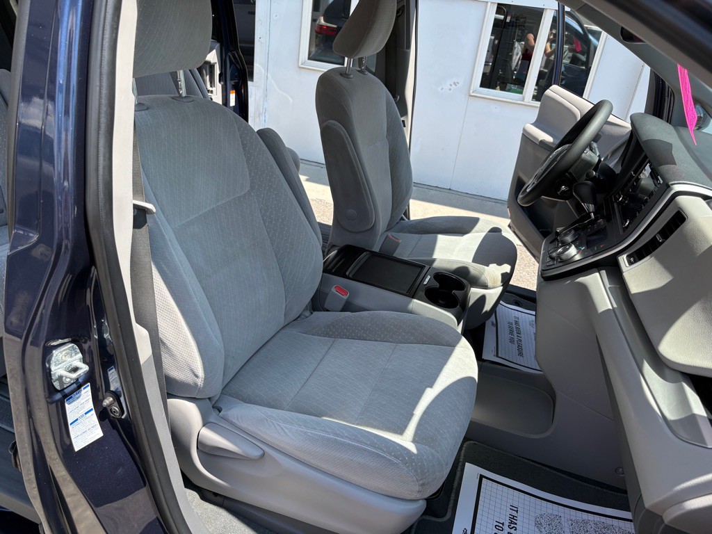 2020 Toyota Sienna Image 21