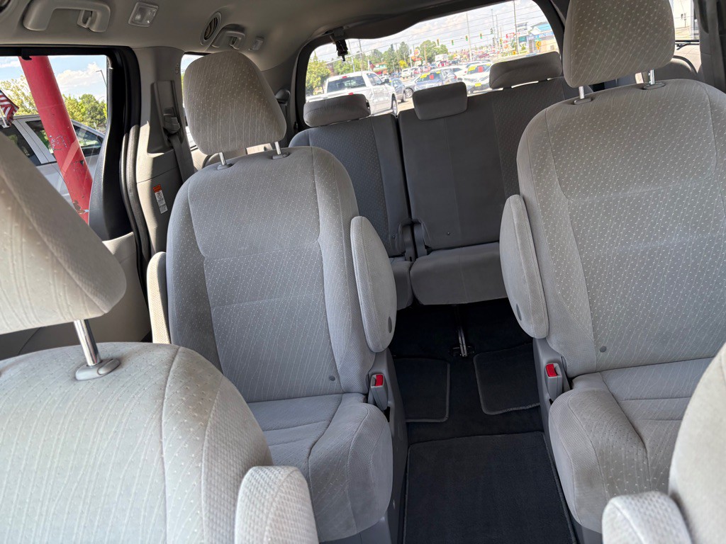 2020 Toyota Sienna Image 28