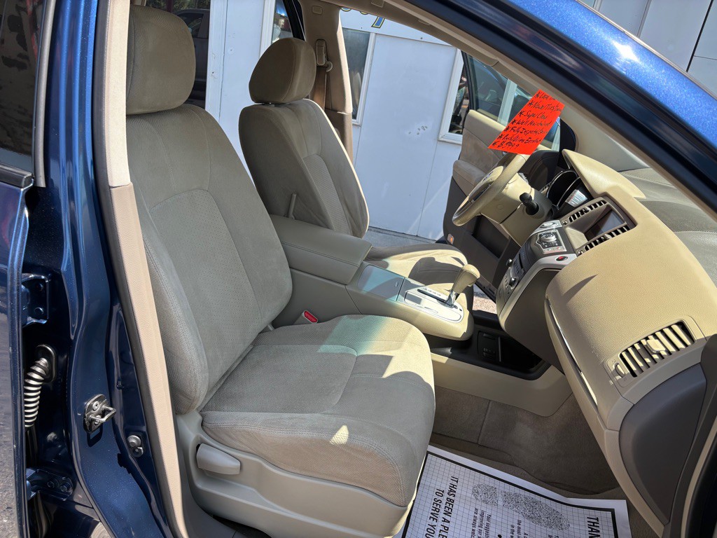 2010 Nissan Murano Image 16