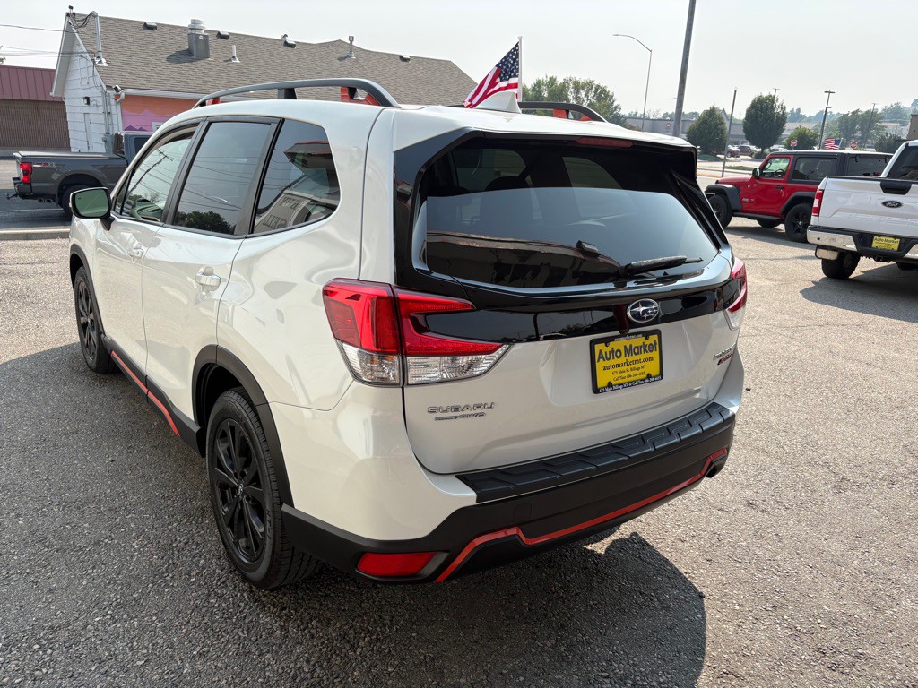2020 Subaru Forester Image 9
