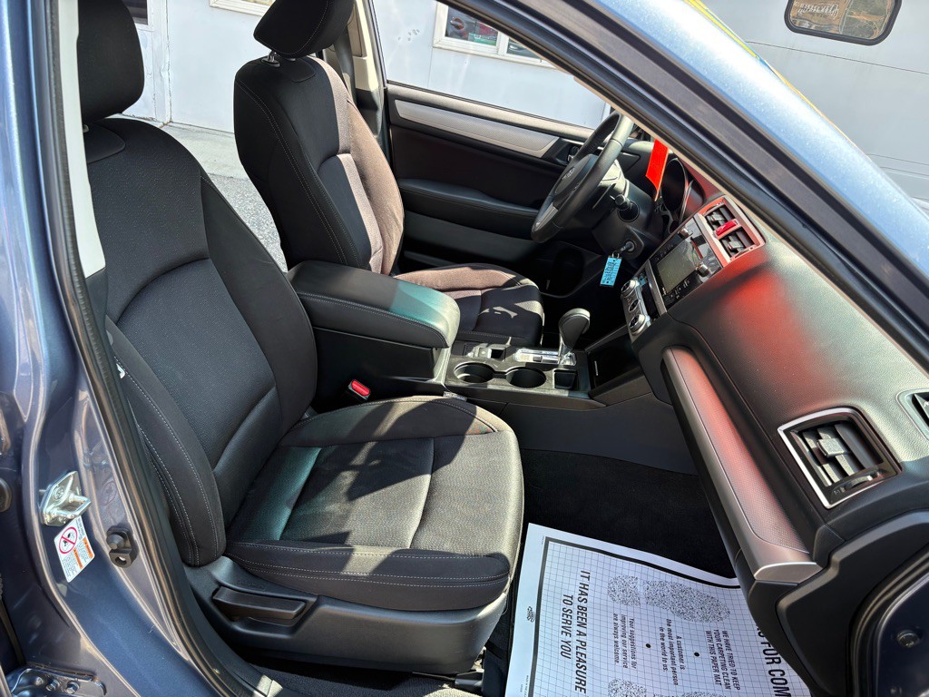 2015 Subaru Legacy Image 19