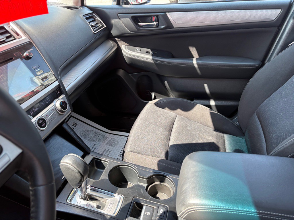 2015 Subaru Legacy Image 23