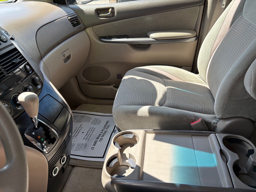 2008 Toyota Sienna Image 20