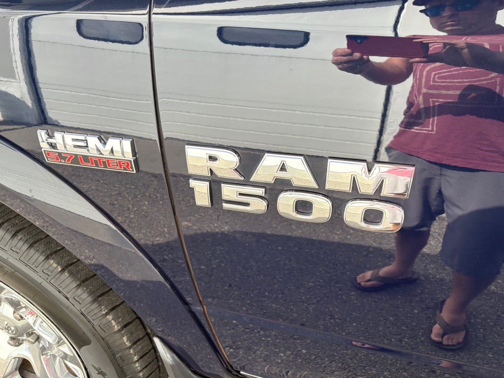 2015 RAM 1500 Image 9