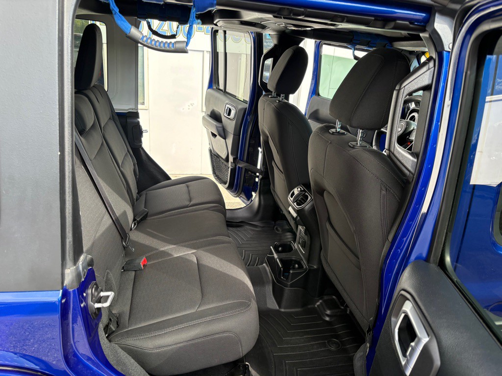 2018 Jeep Wrangler Image 17