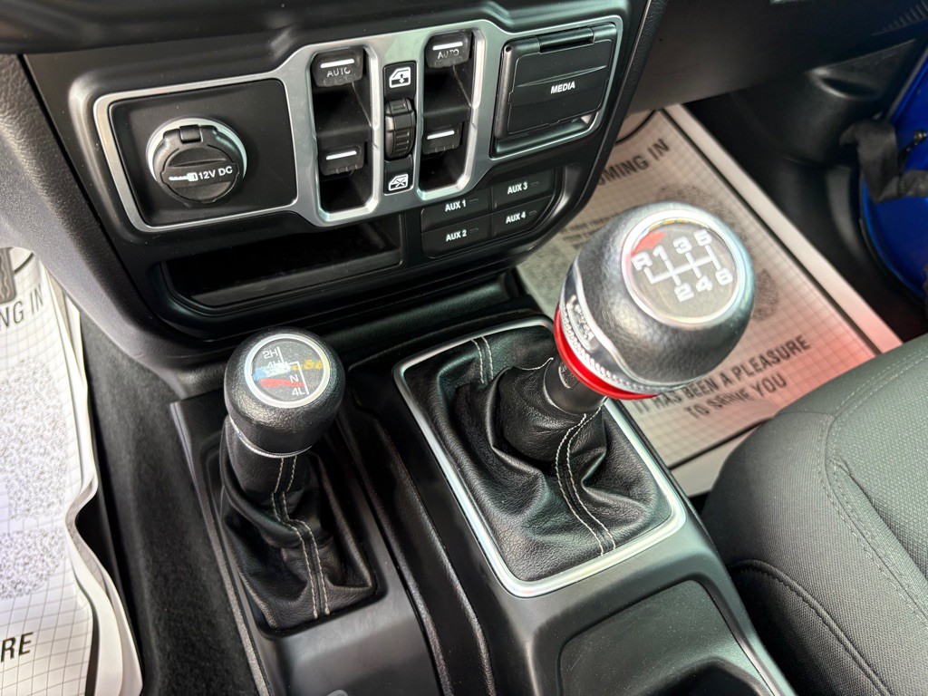 2018 Jeep Wrangler Image 24