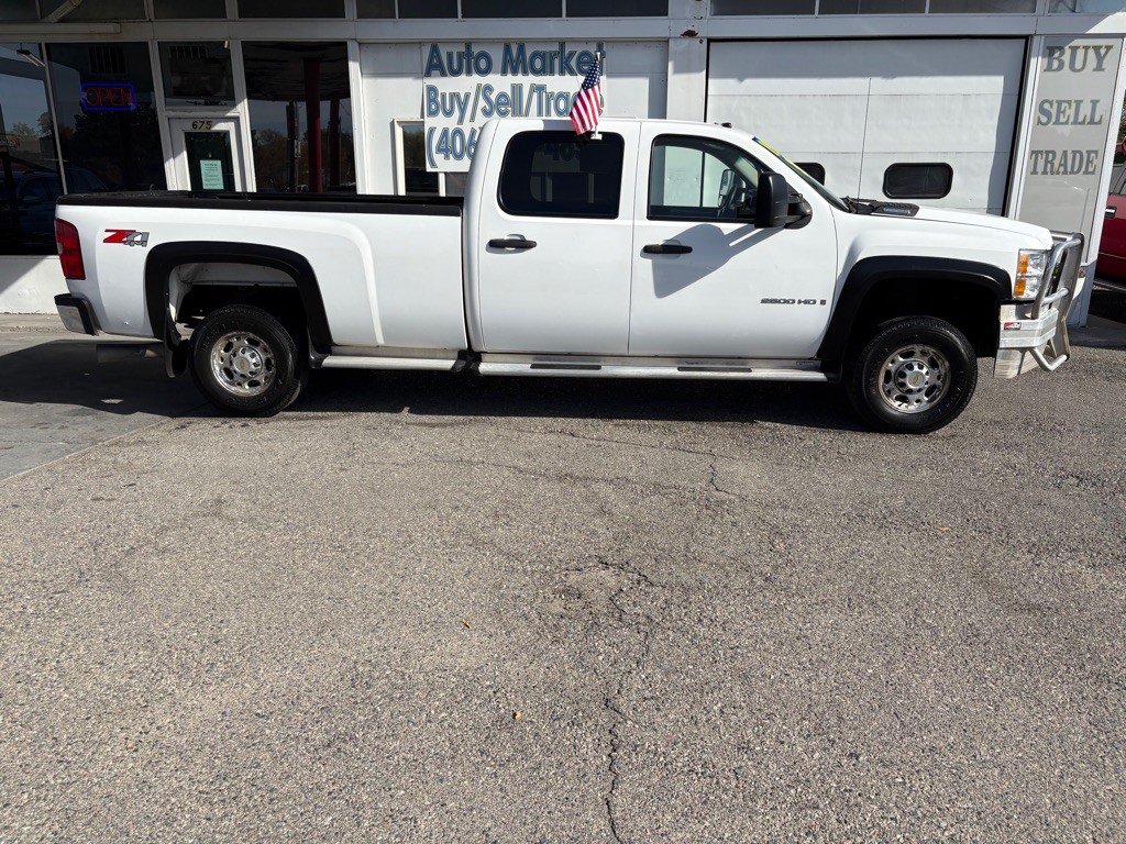 2007 Chevrolet Silverado 1500 Image 2
