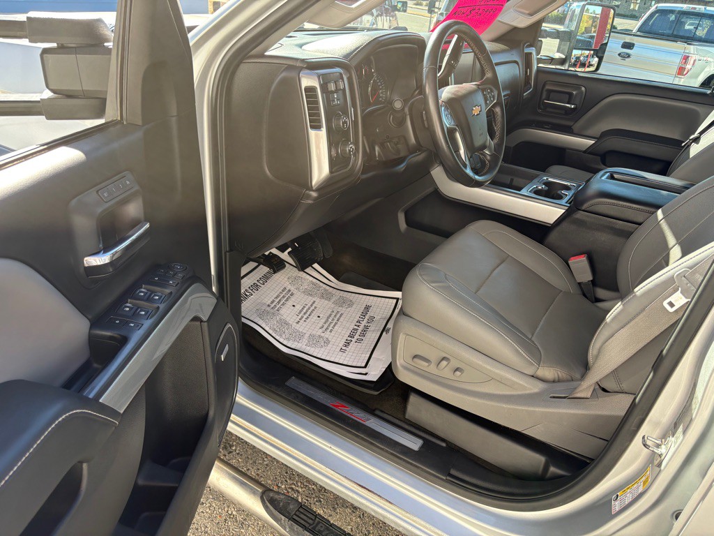 2015 Chevrolet Silverado 1500 Image 10