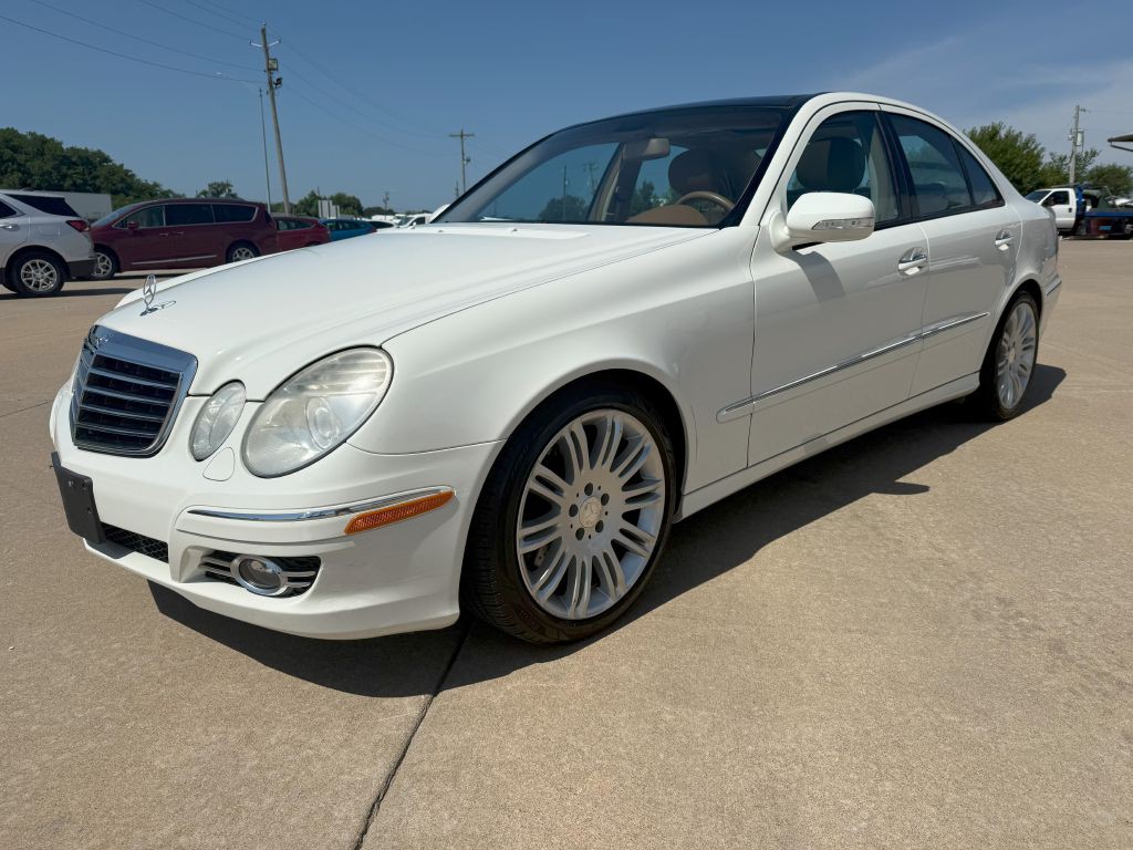 2008 Mercedes-Benz E-Class Image 1