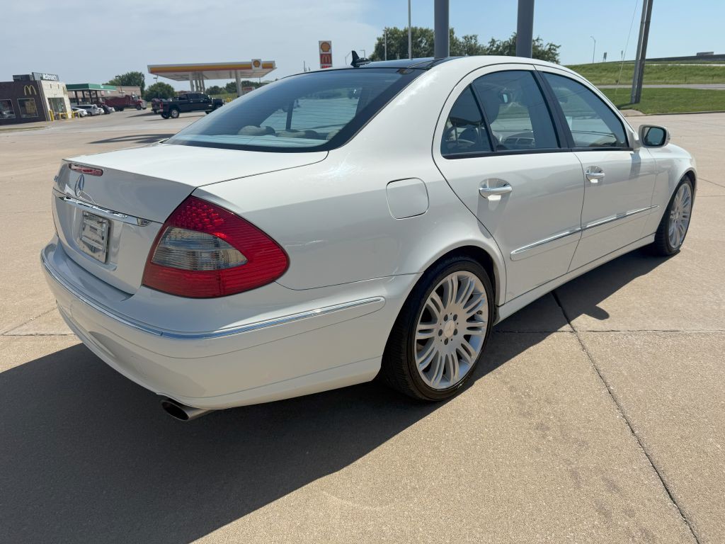 2008 Mercedes-Benz E-Class Image 5