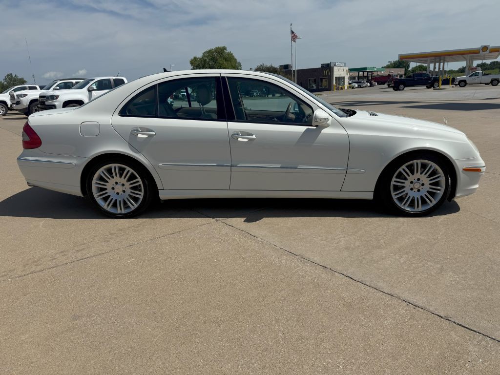 2008 Mercedes-Benz E-Class Image 6