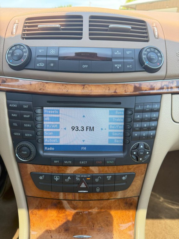 2008 Mercedes-Benz E-Class Image 22
