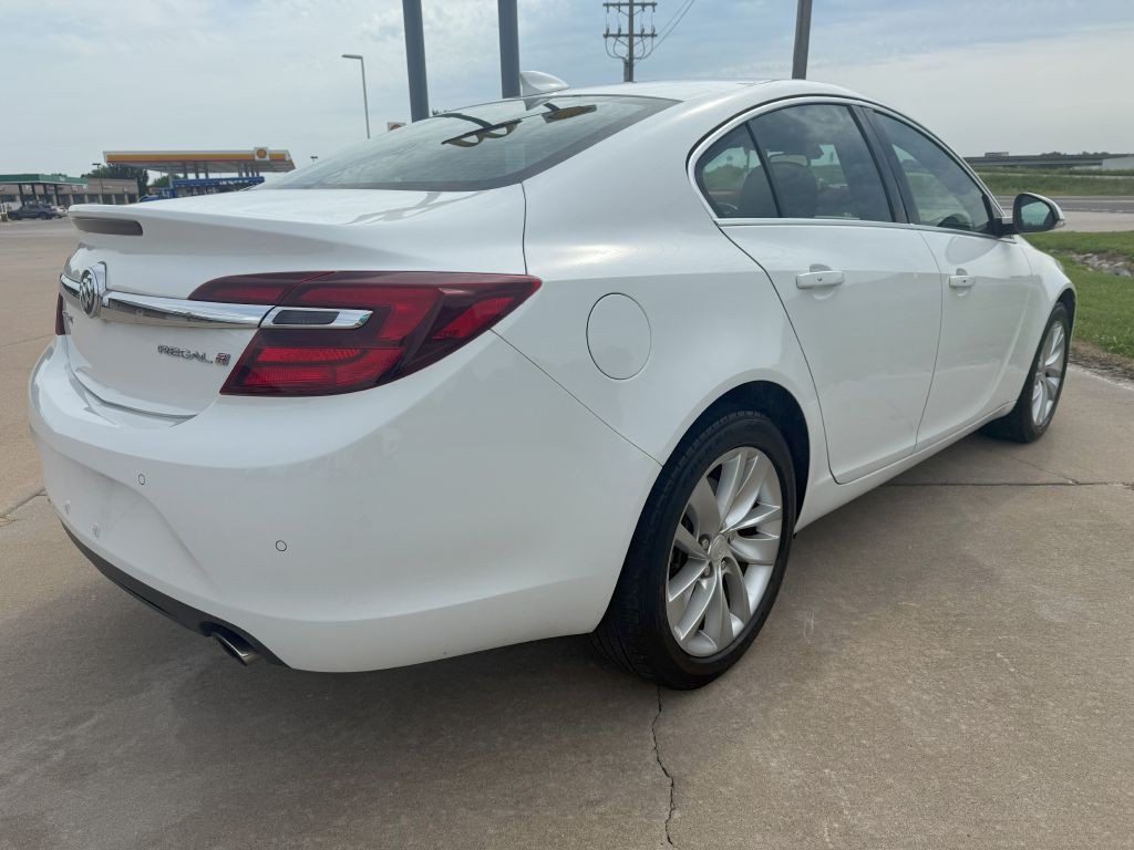 2016 Buick Regal Image 5