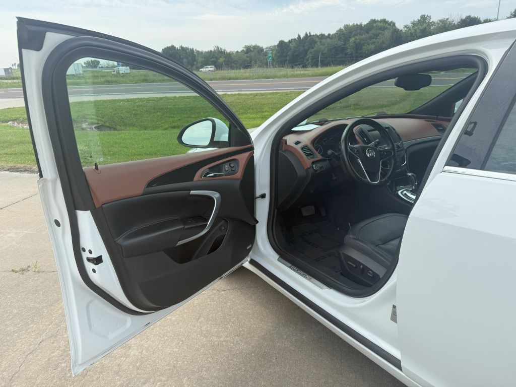 2016 Buick Regal Image 8
