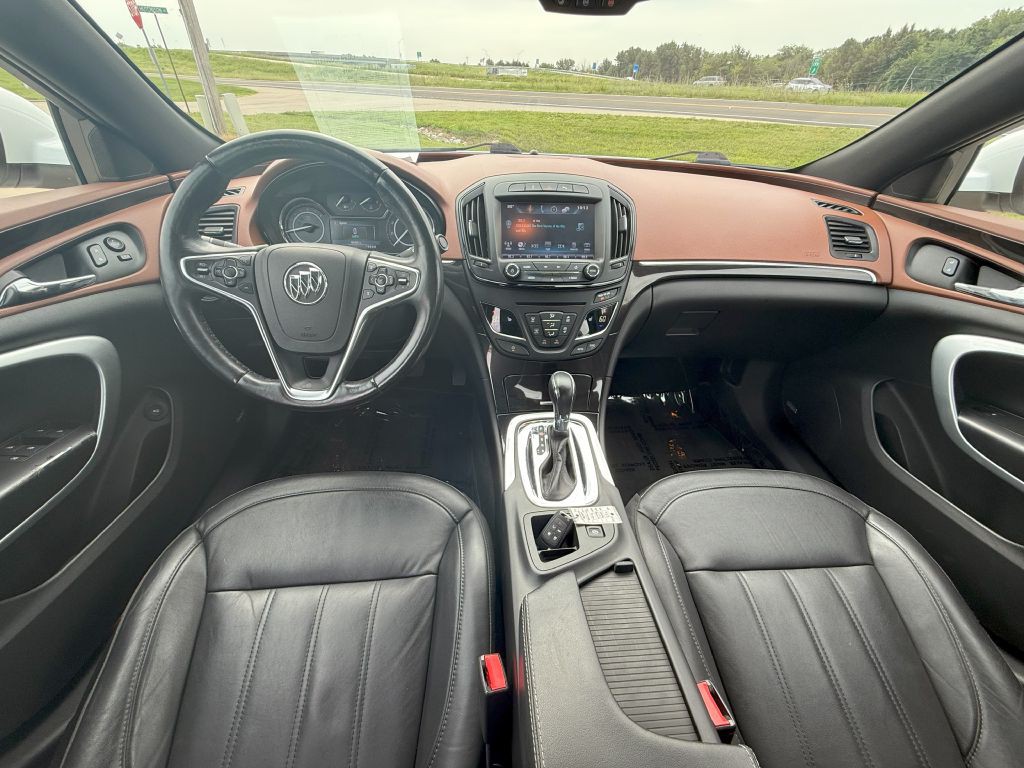 2016 Buick Regal Image 17