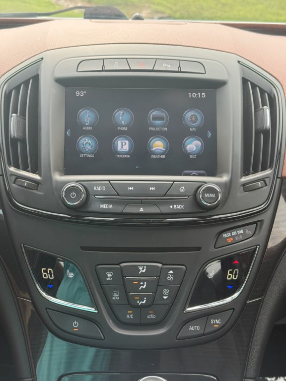 2016 Buick Regal Image 21