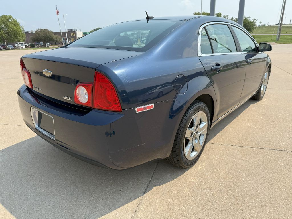 2010 Chevrolet Malibu Image 5