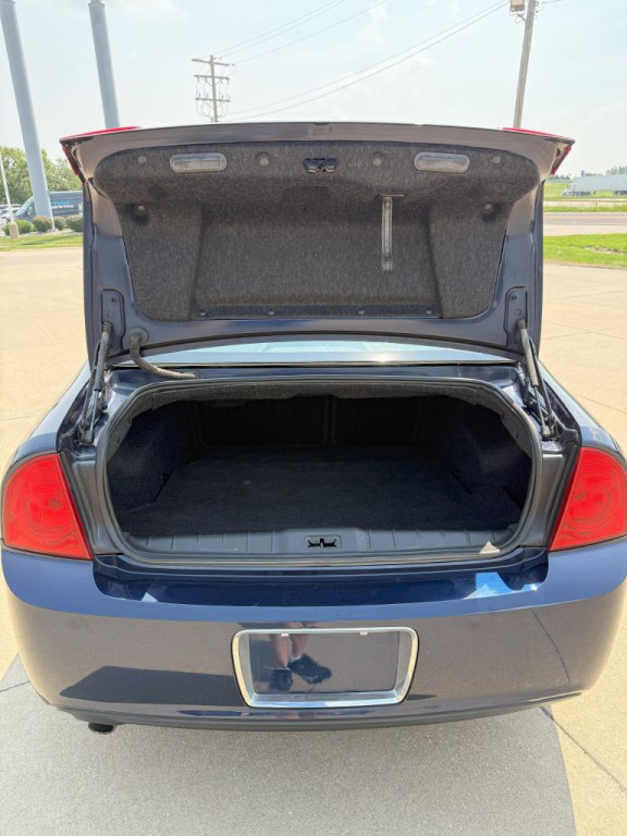 2010 Chevrolet Malibu Image 14