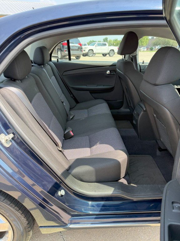 2010 Chevrolet Malibu Image 16