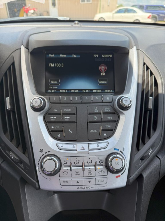 2015 Chevrolet Equinox Image 22
