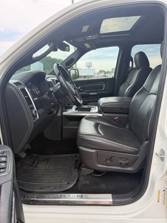 2016 RAM 1500 Image 12