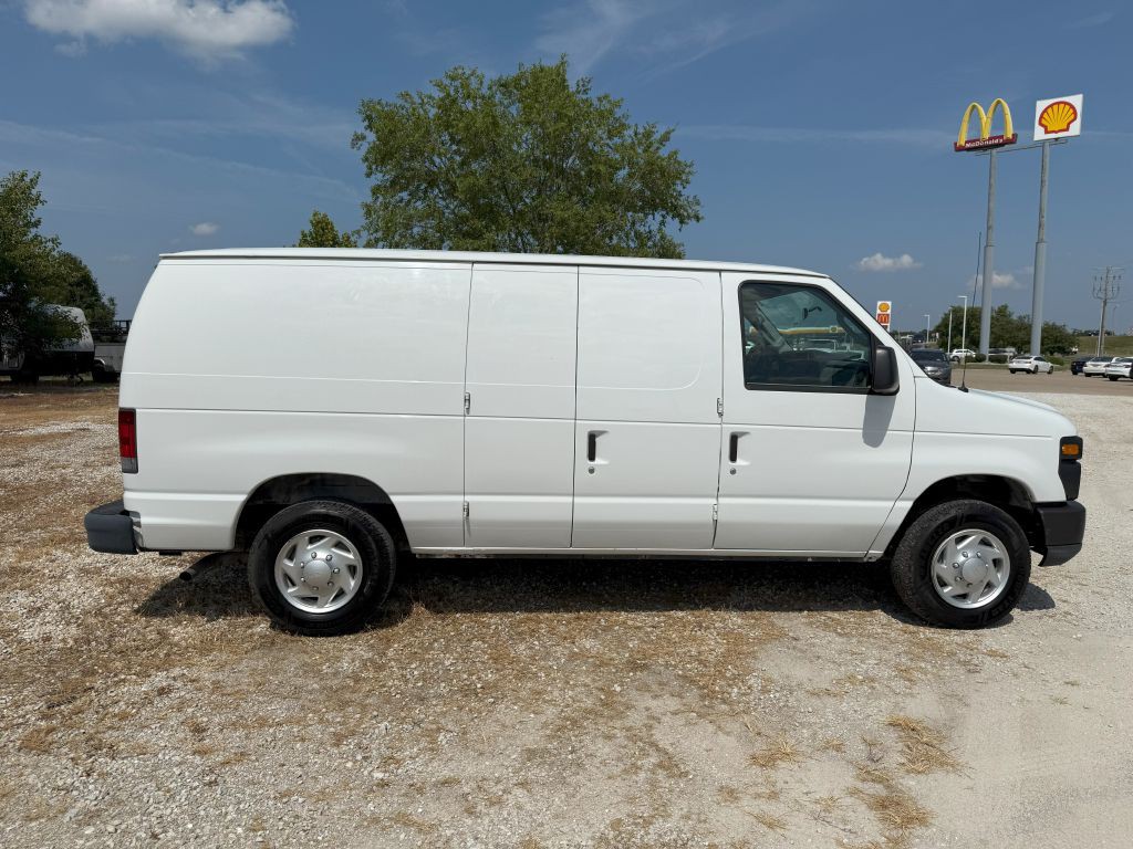 2011 Ford Econoline Image 6