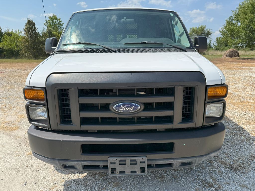 2011 Ford Econoline Image 8