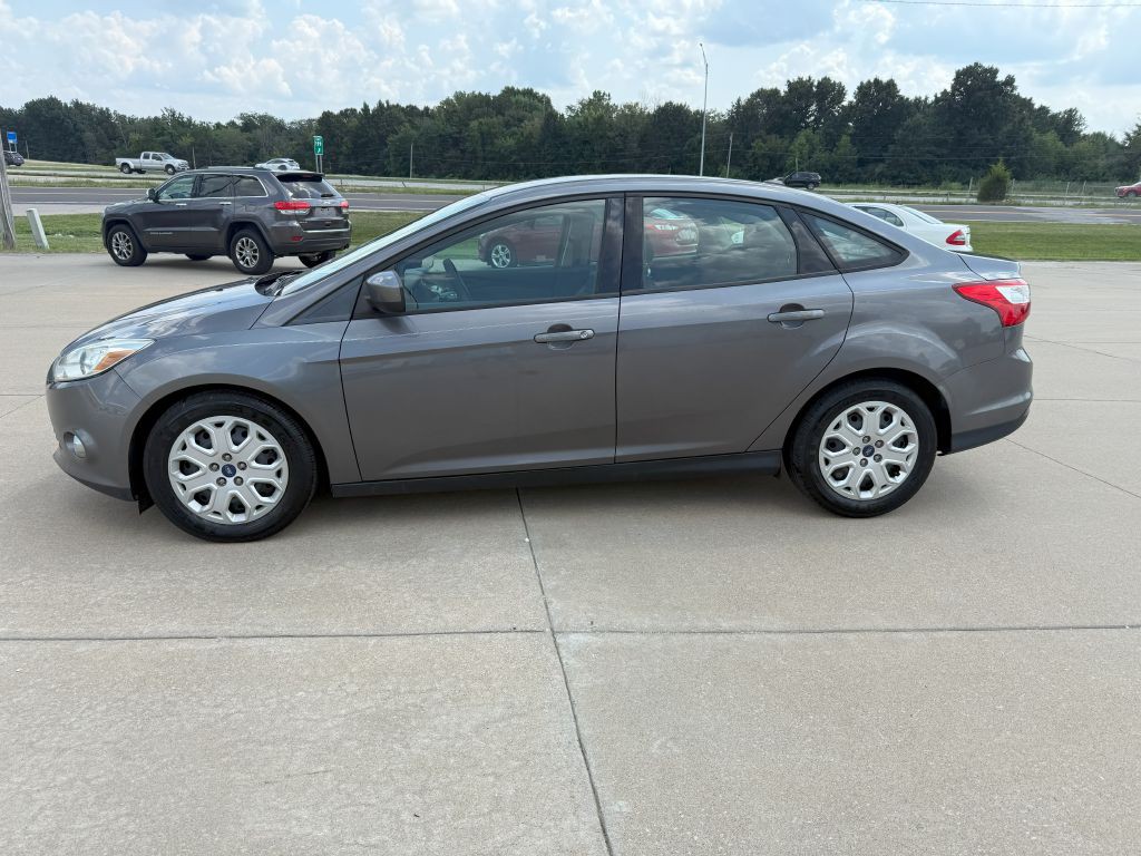 2012 Ford Focus Image 2