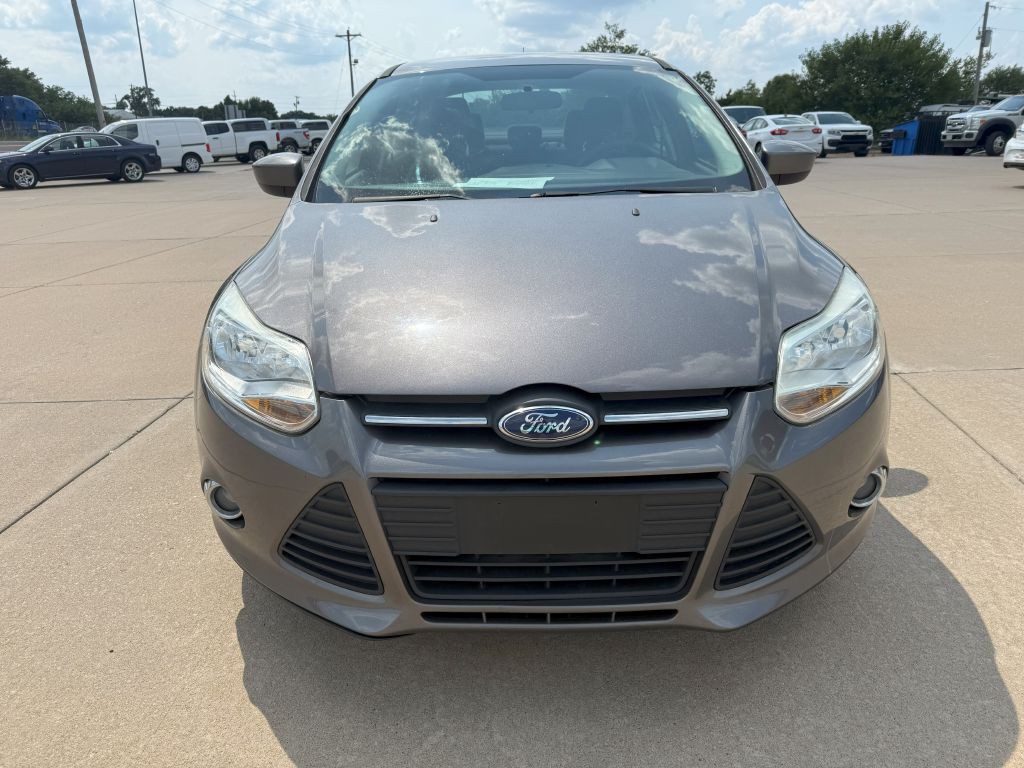 2012 Ford Focus Image 8