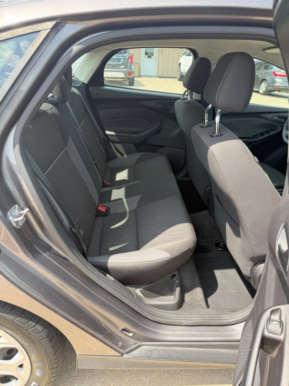 2012 Ford Focus Image 16