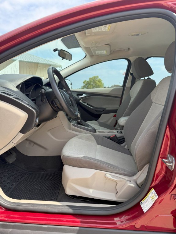 2014 Ford Focus Image 11