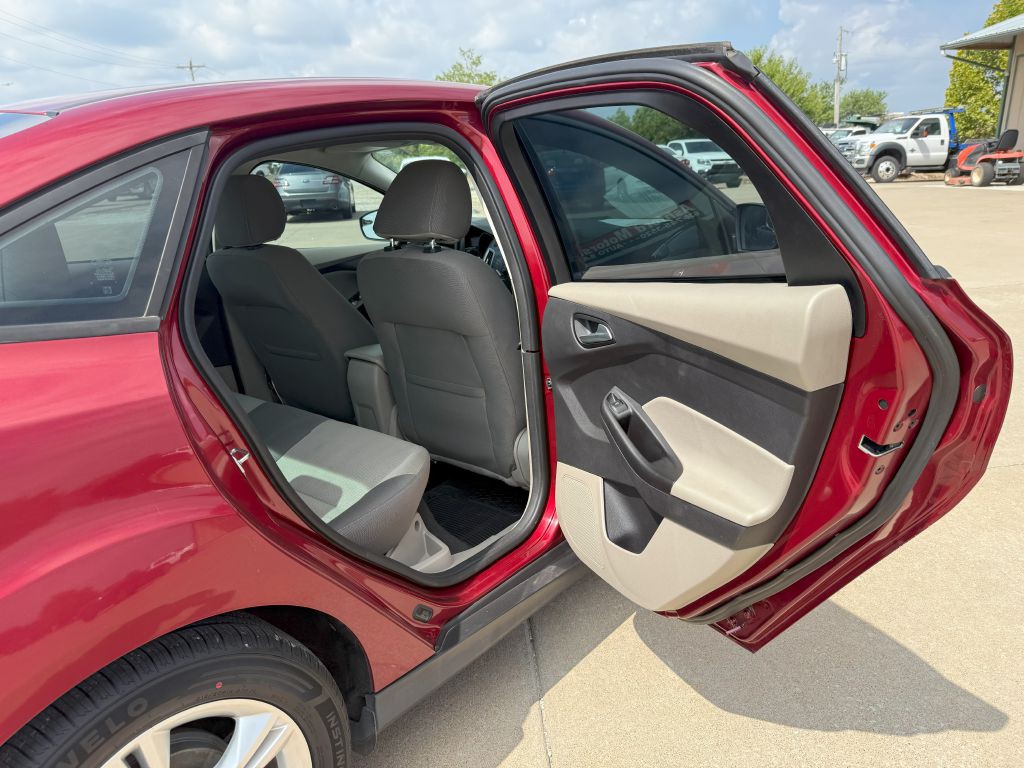 2014 Ford Focus Image 14