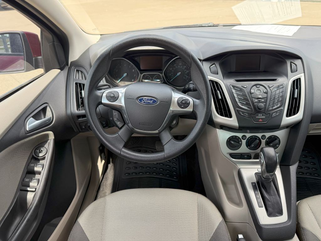 2014 Ford Focus Image 20