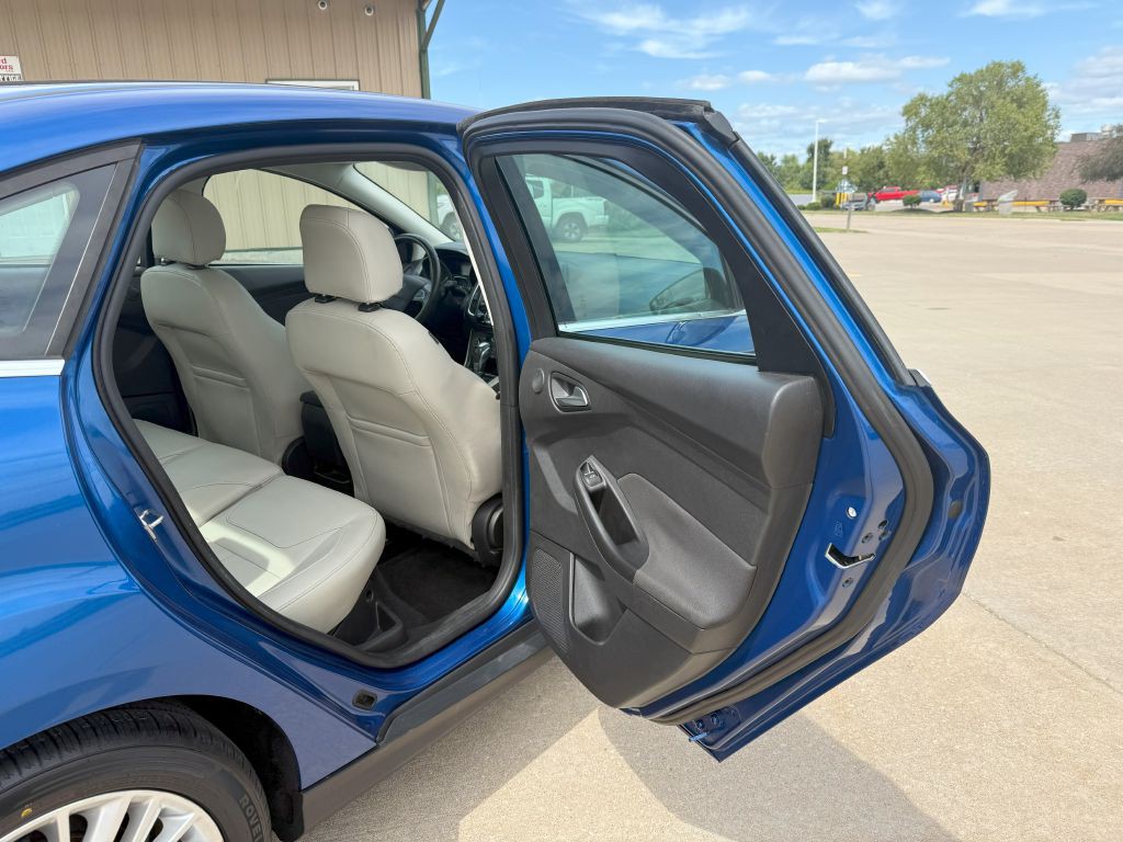 2018 Ford Focus Image 15