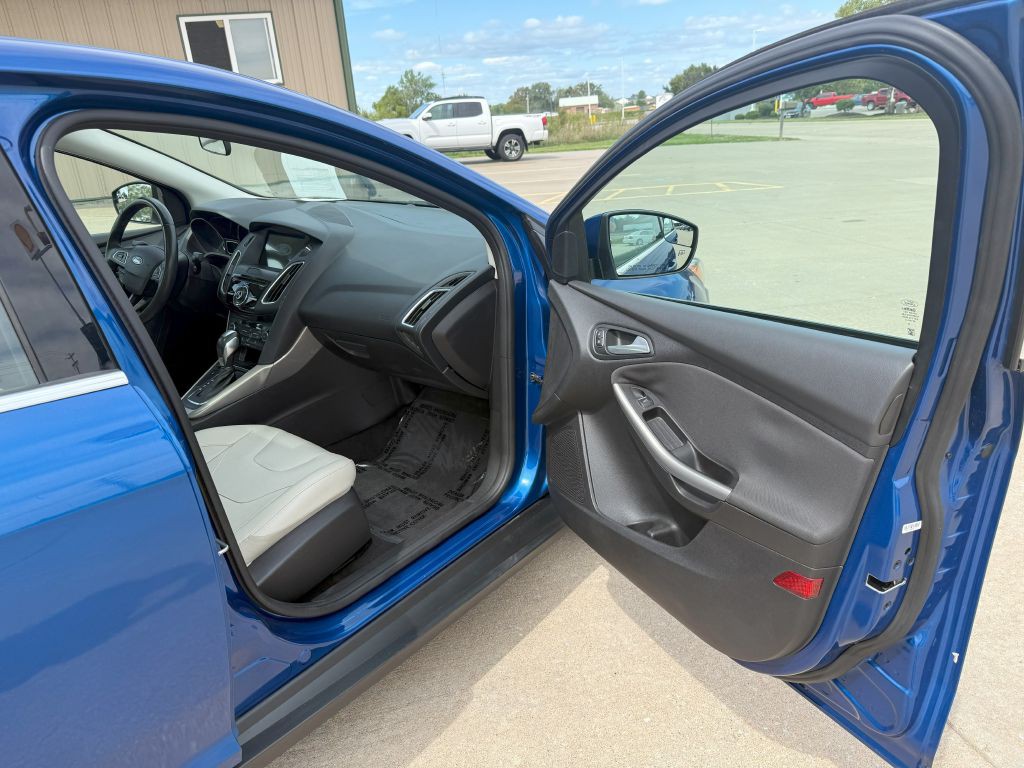 2018 Ford Focus Image 17