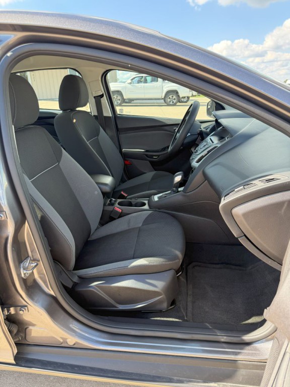 2014 Ford Focus Image 17
