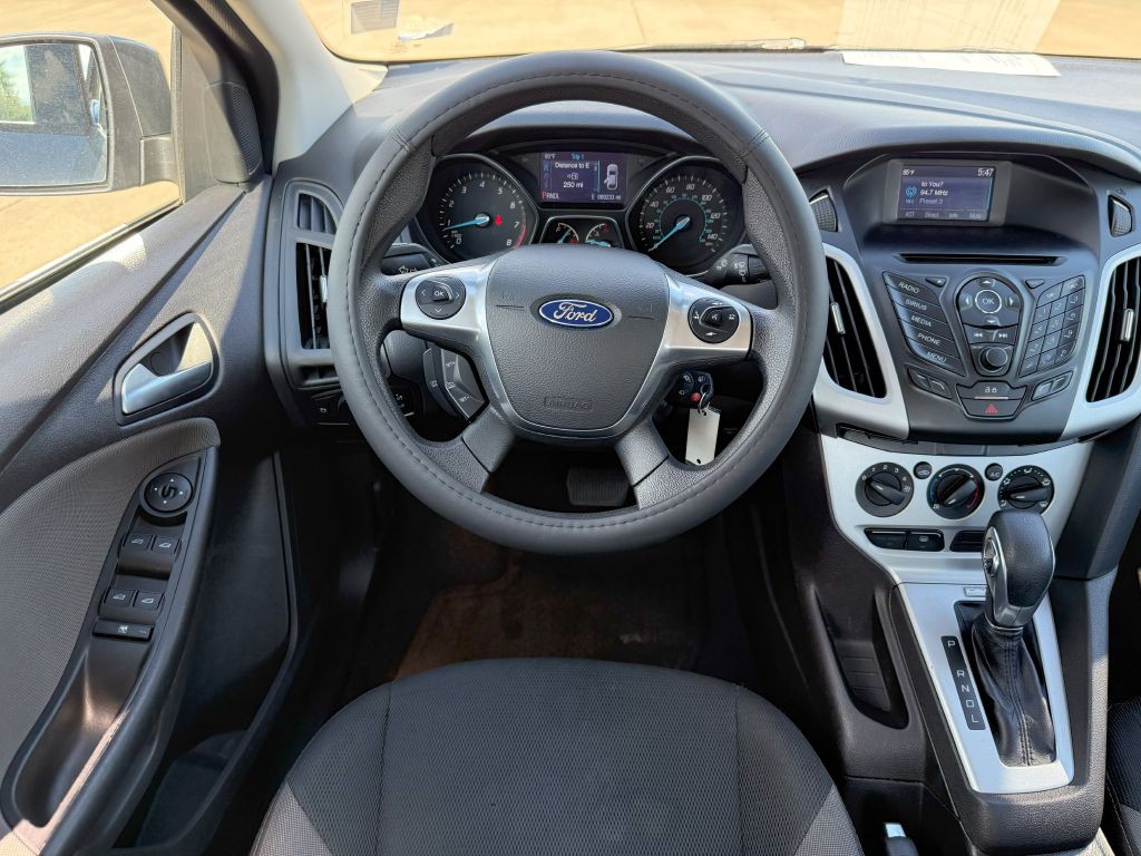 2014 Ford Focus Image 19